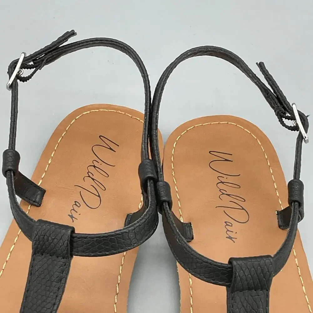NEW Wild Pair Women’s Krisleyy Thong Sandals Black Size 9M